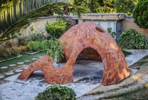 ساخت سازه‌های مدرن و بدیع معماری با آجر آذرخش