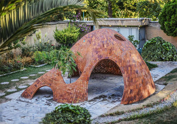 ساخت سازه‌های مدرن و بدیع معماری با آجر آذرخش