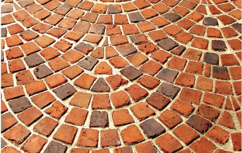 آجر نسوز نما قرمز آمریکایی طرح پرطاووسی (مخروطی) رستیک آذرخش 5*10*10-AR102