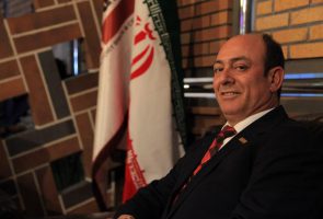 مجتبی سیفی عضو هیات مدیره هلدینگ آذرخش در گفت و گو با پیام ساختمان