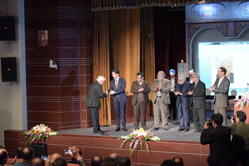 با حمایت آذرخش، همایش ملی آجر و آجرکاری در هنر ایران برگزار شد