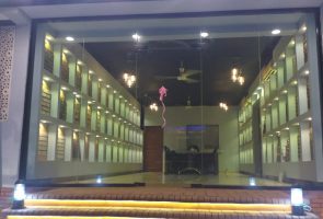 نمایندگی فروش گروه بین المللی آجر نسوز نما آذرخش در کشور عمان با حضور سفیر ایران افتتاح شد