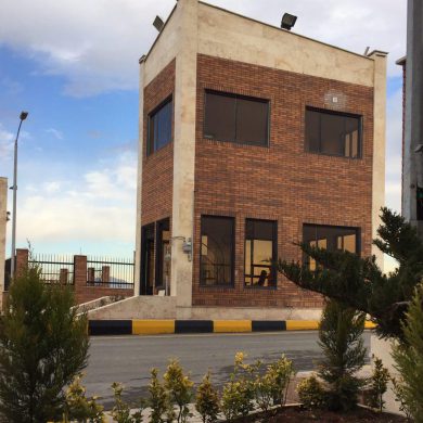 پروژه اجرای آجرنسوز شهرک صنعتی خدماتی كاوه - پاكدشت