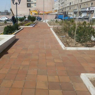 پروژه اجرای محوطه سازی کف با آجرنسوز - شهرداری منطقه 9 تهران