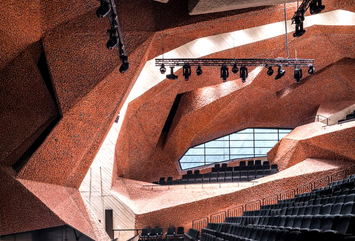 سالن-تئاتر-جوردانکی-در-لهستان